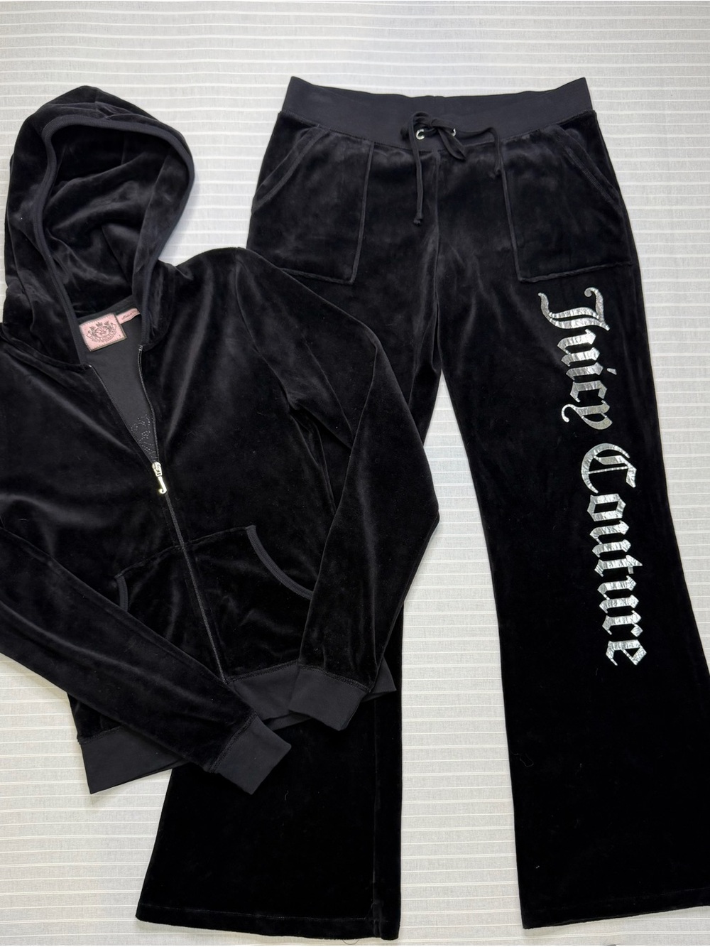 🖤 Juicy Couture Black Velour Tracksuit Set – Size Small